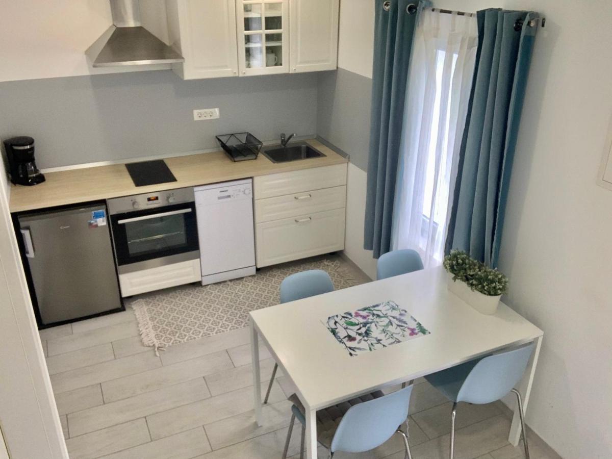 Apartment Ana Sea View Макарска Екстериор снимка
