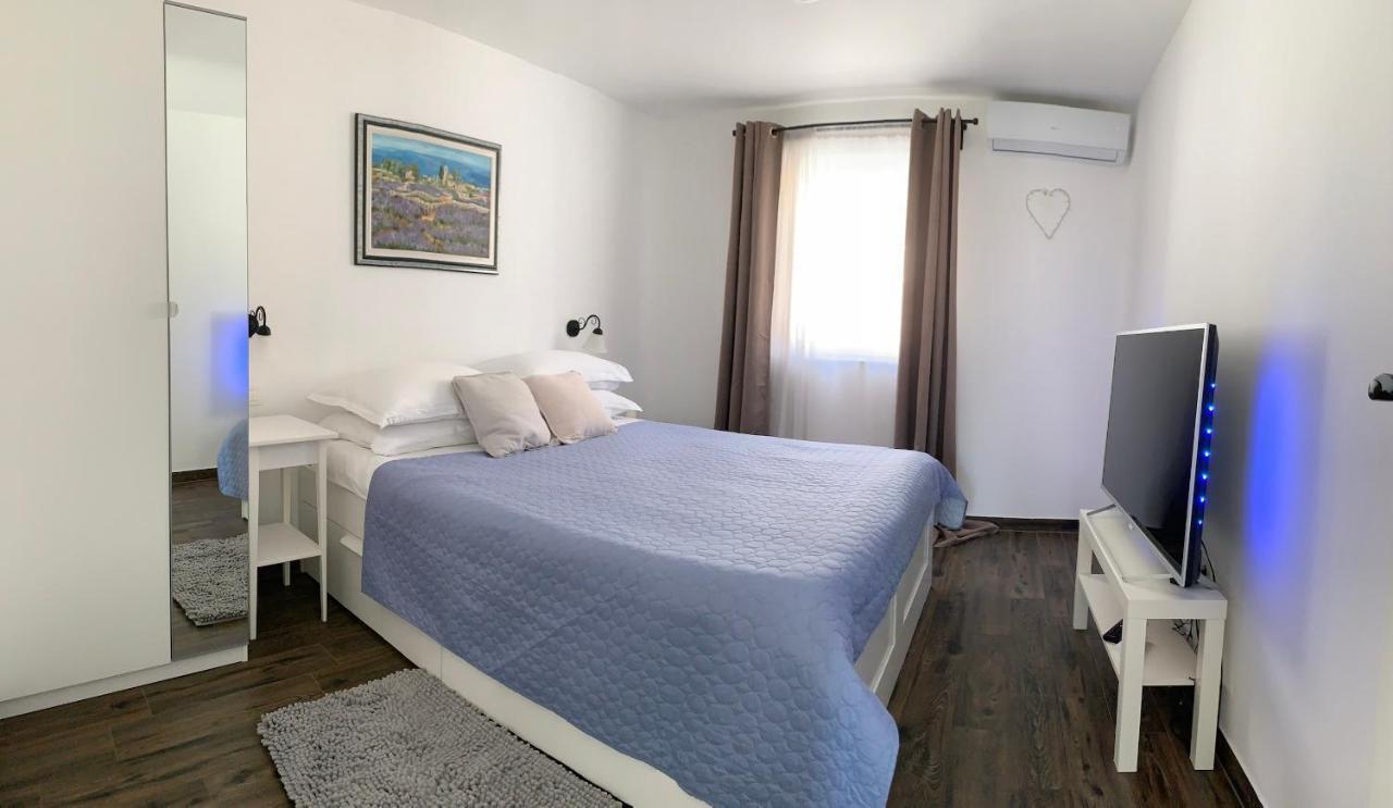Apartment Ana Sea View Макарска Екстериор снимка